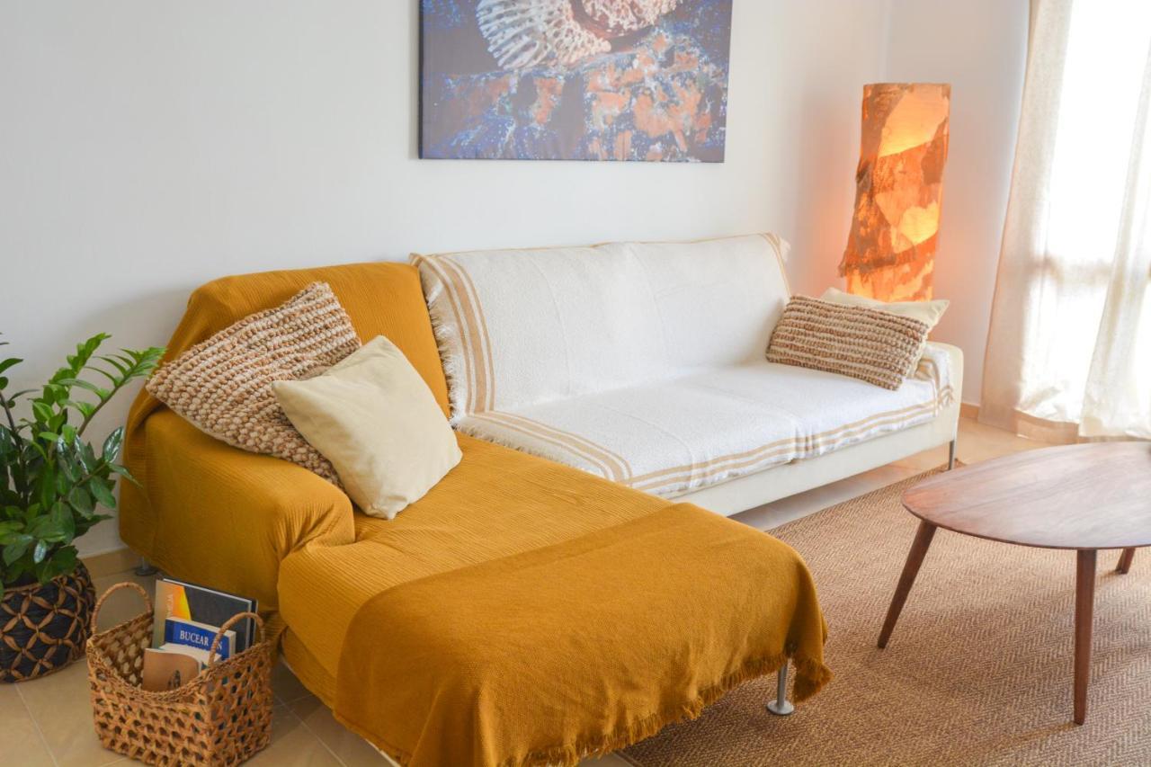 Apartamentos Mares De Lava - Puerto Del Carmen Puerto del Carmen  Eksteriør billede