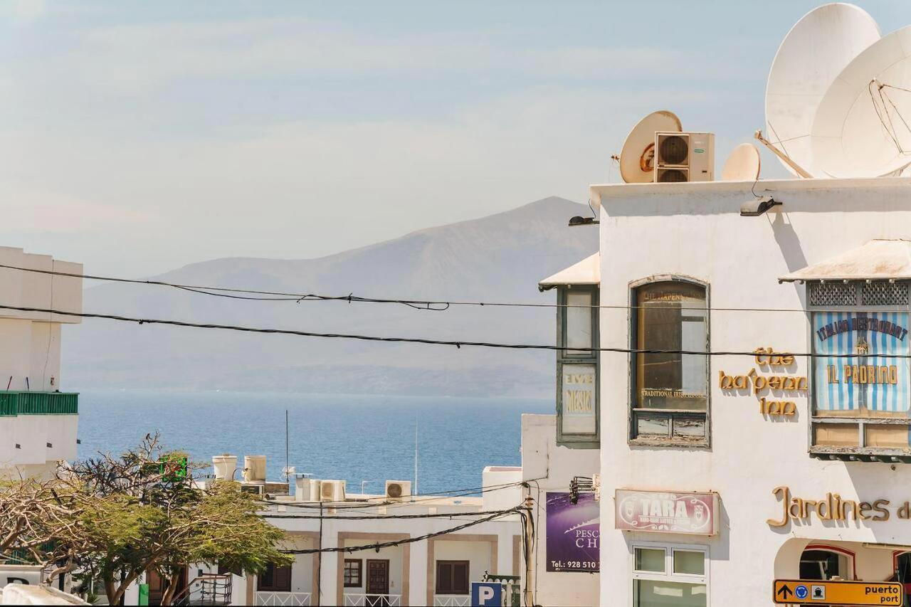 Apartamentos Mares De Lava - Puerto Del Carmen Puerto del Carmen  Eksteriør billede