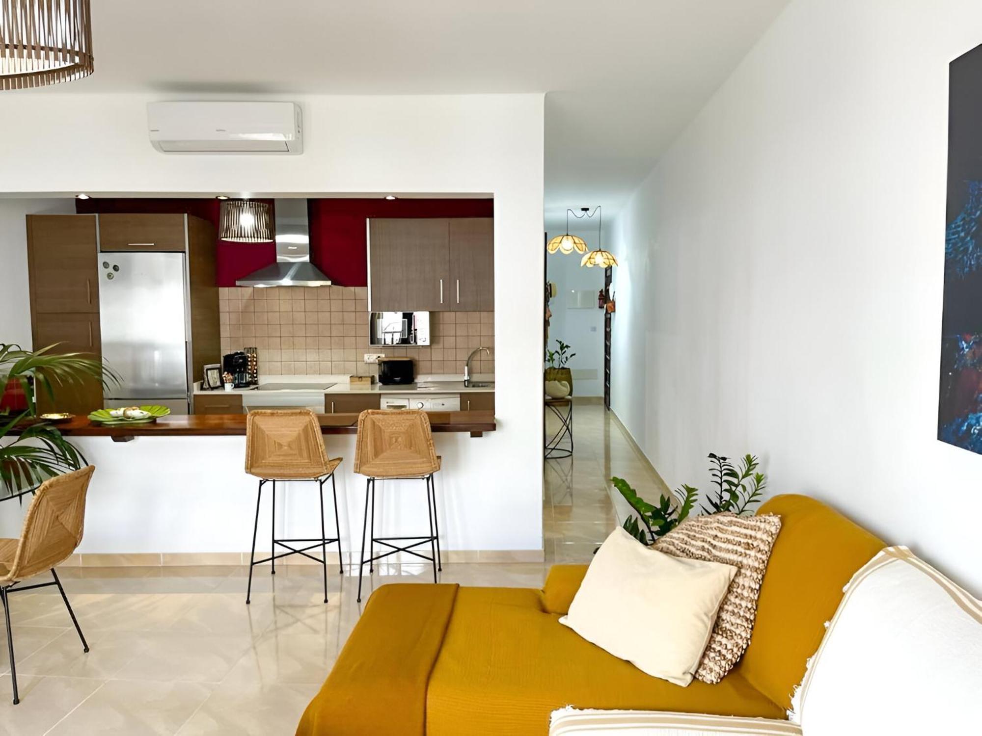 Apartamentos Mares De Lava - Puerto Del Carmen Puerto del Carmen  Eksteriør billede